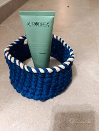 cestino fatto a mano uncinetto e legno