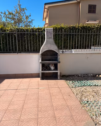 Barbecue in muratura per giardino / terrazzo