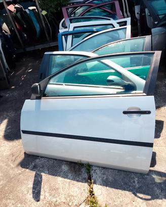 Porta anteriore sinistra Ford Fiesta