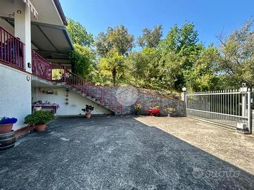 VILLA SINGOLA A SANTA MARINA