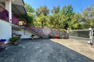 VILLA SINGOLA A SANTA MARINA