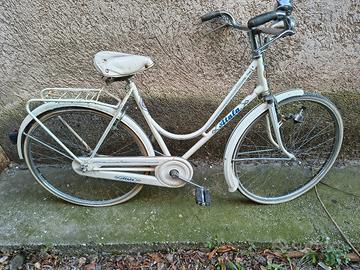 bicicletta da donna 28"/ Mountain bike 520