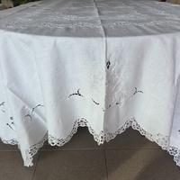 Tovaglia ricamata lino rettangolare con tovaglioli