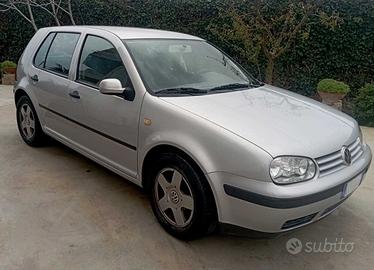 VOLKSWAGEN Golf 4ª serie - 1999