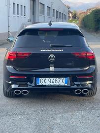 Volkswagen Golf R - Dicembre 2023