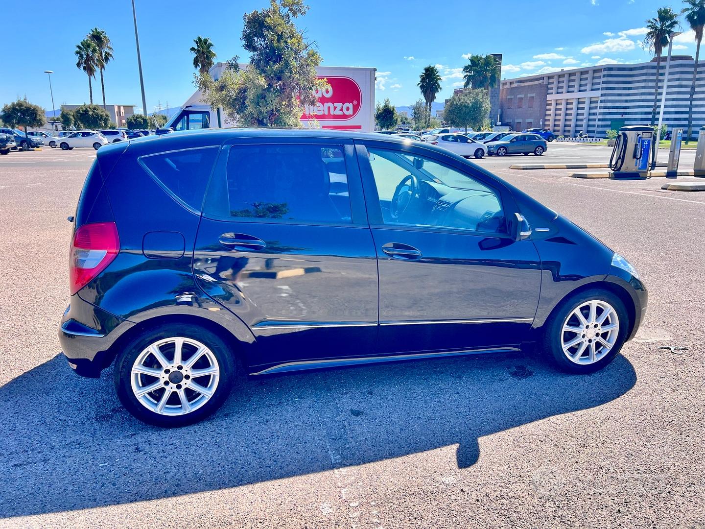 Mercedes-Benz A160 2009 photo 3