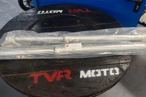 Forcella anteriori aprilia SXV lato pinza