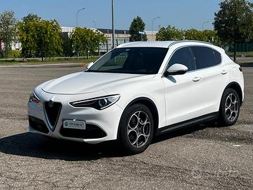 ALFA ROMEO Stelvio 2.2 Turbodiesel 160 CV AT8 RWD