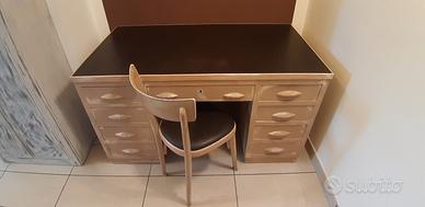 Scrivania cattedra + sedia 