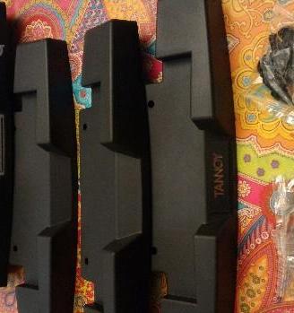 4 Piedini TANNOY ECLIPSE 3 THREE nuovi completi