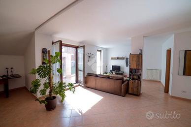 4 LOCALI A COLLEFERRO