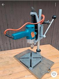 Trapano con supporto Black e Decker 