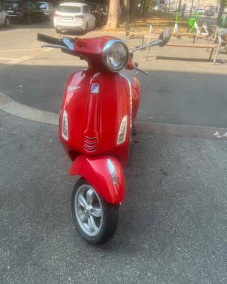 Vespa primavera 150 2016