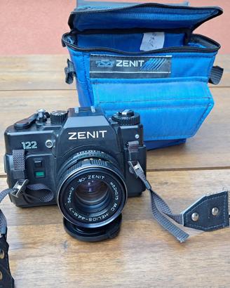 Macchina Fotografica ZENIT 122