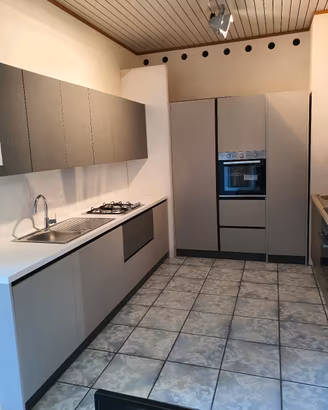 cucina come foto l.360 x l.240 NO FRIGO