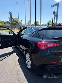 Giulietta 1.6 JTDm-2 105 CV Exclusive 77KW