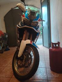 Honda Africa twin 1000 30th anniversary 