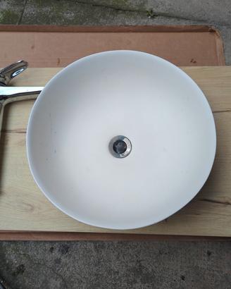 Lavandino e miscelatore Grohe