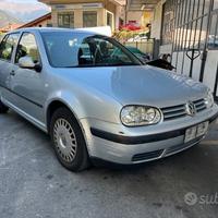 Ricambi Volkswagen Golf 4 2000 5 porte vari colori