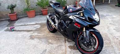 Suzuki GSX R 600 k7 - 2007