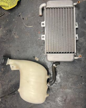Radiatore NRG e serbatoio