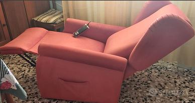 POLTRONA RECLINABILE