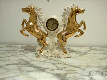 orologio in porcellana