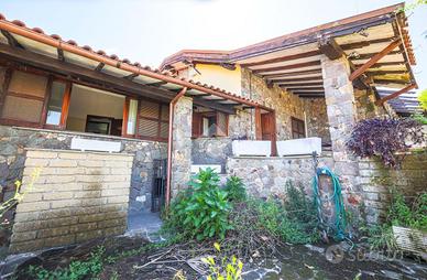 VILLA SINGOLA A ANGUILLARA SABAZIA