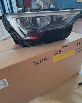 proiettore dx AUDI Q3 2023