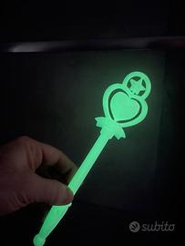 Bacchetta + Microfono - L’incantevole Creamy