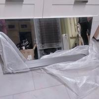 specchiera 120x60 con mensola , nuova