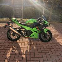 Kawasaki Ninja 400 - 2023