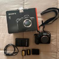 Sony a7 II + 4 Batterie
