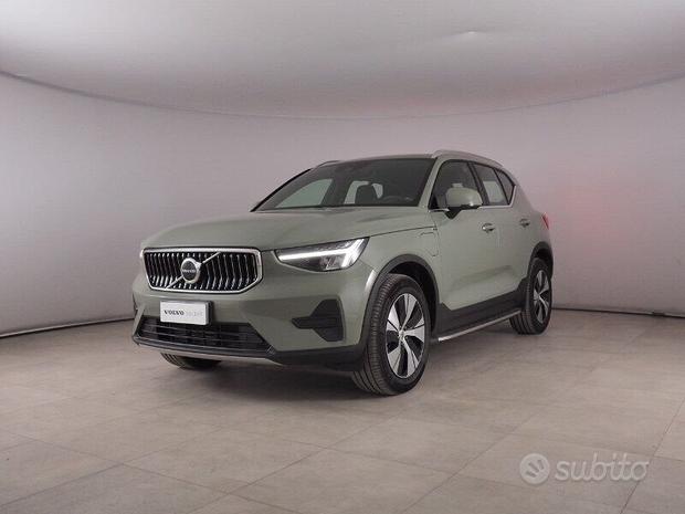 Volvo XC40 T5 Recharge Plug-in Hybrid automat...