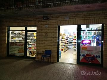 Locale C1 95 MQ CON PARCHEGGIO PRIVATO