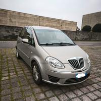 lancia musa anno 2010 benzina GPL 