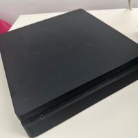 PS4 Slim 500GB + 1 controller + 10 giochi