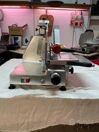 Affettatrice professionale OMS