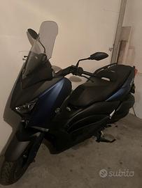 Yamaha X-MAX 300