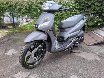 PROMO SCOOTER PEUGEOT TWEET 200 GT