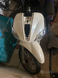 liberty 125 con documenti