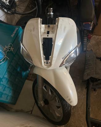 liberty 125 con documenti