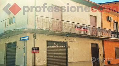 Stabile/Palazzo Aquino [Cod. rif 3265869VRG]