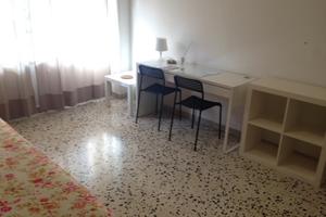 A studentessa camera indipendente