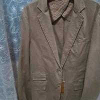 Giacca nuova, mai indossata.