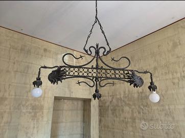 lampadario medievale gotico