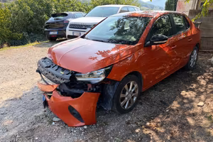Opel Corsa 1.5 DIESEL 2023 INCIDENTATA