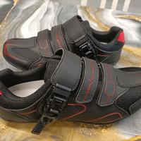 Scarpe da ciclismo e Mountain bike 