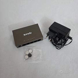 Switch Tenda TEF1005D - Come nuovo