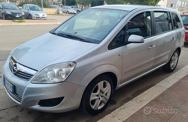 OPEL ZAFIRA B 1.7 del  2010